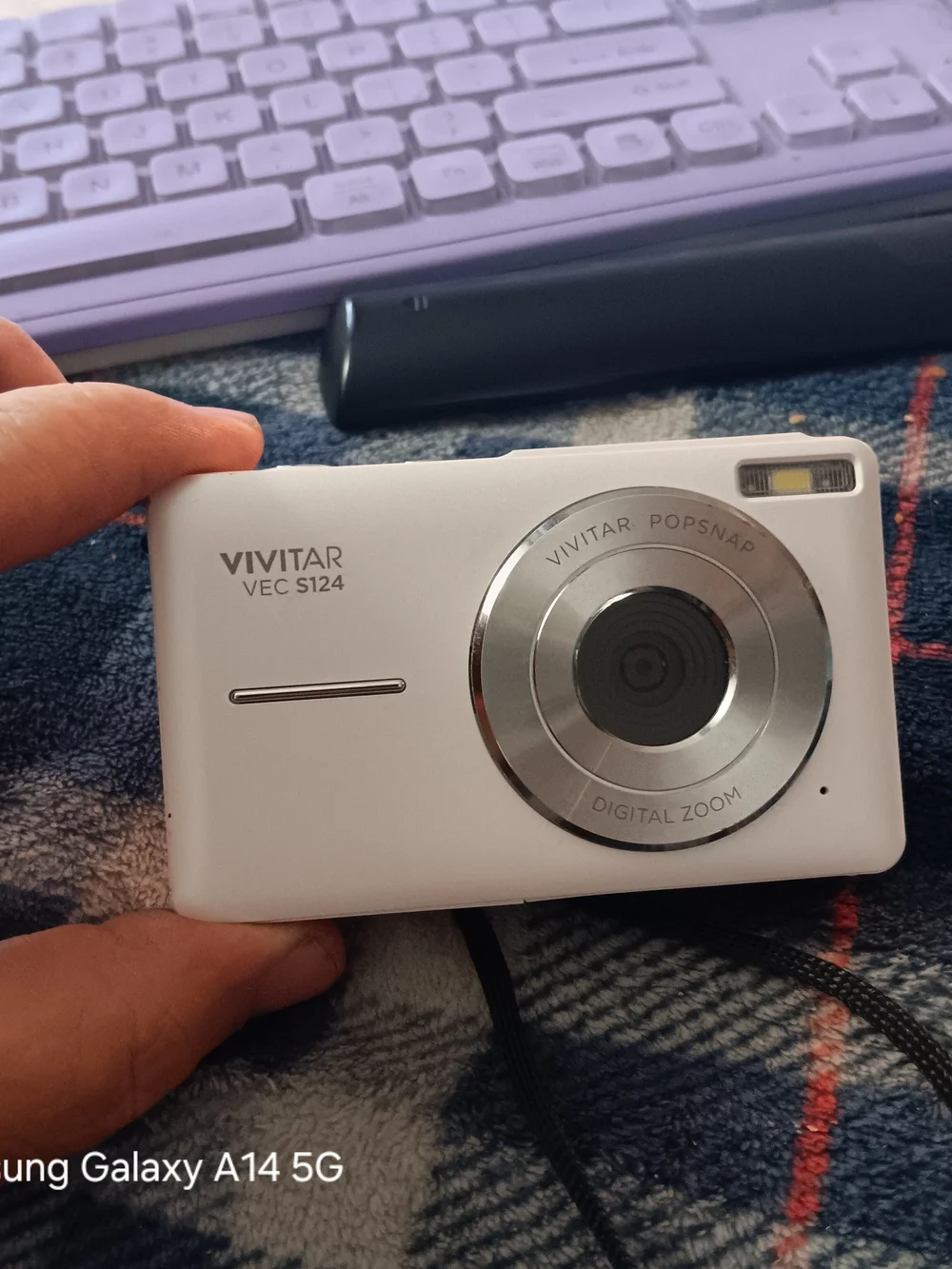 Vivitar VEC S124 White Compact Digital Camera - Portable Point & Shoot